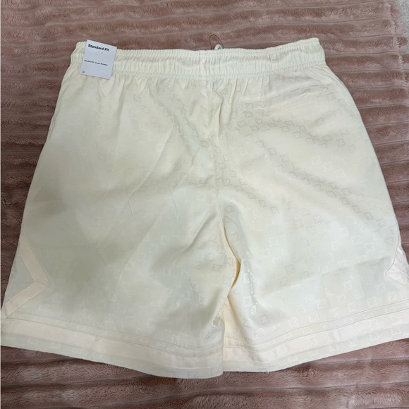 Jordan Cream Activewear Set - Picture 2 of 9